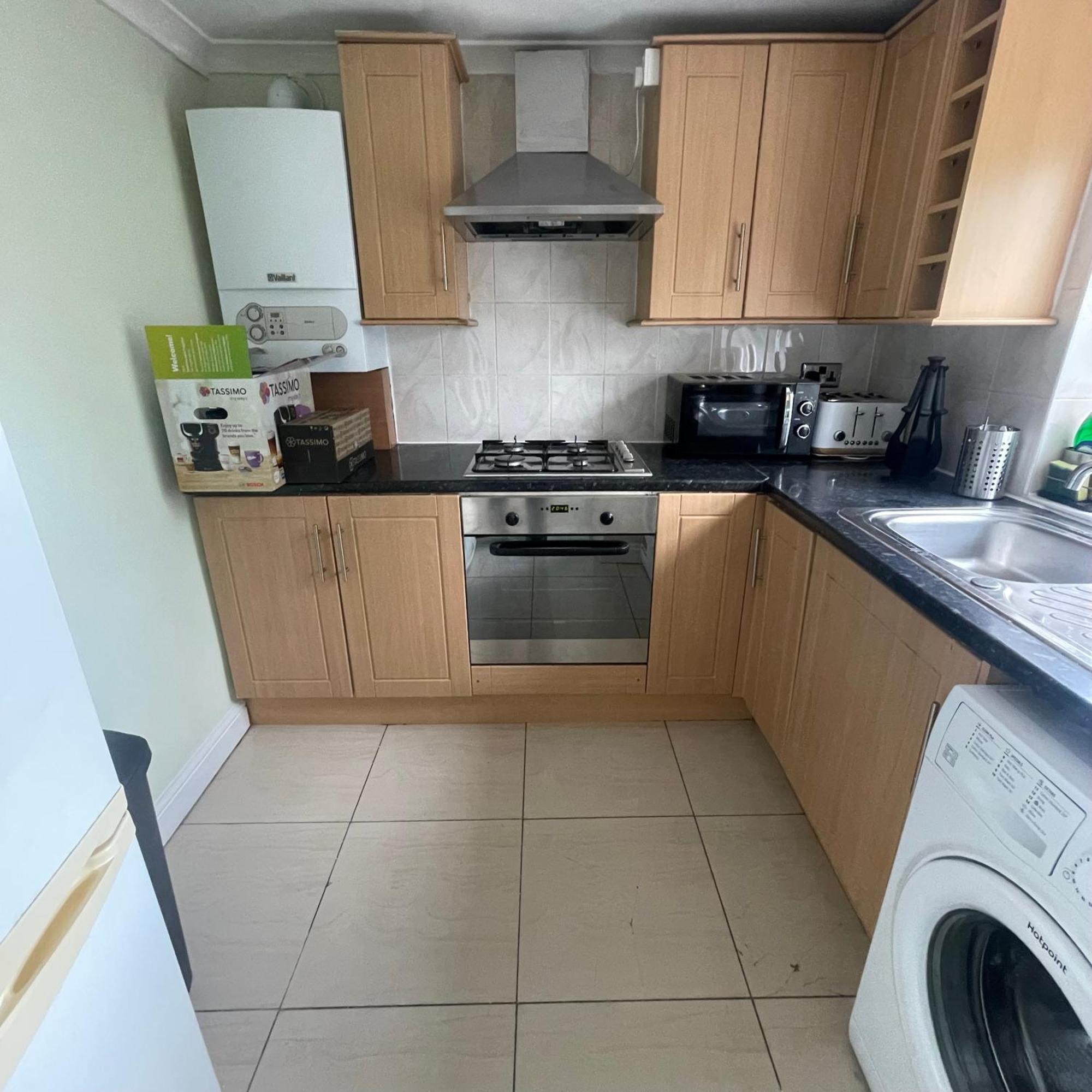 Entire 3 Bedroom Home - Minutes To Emirates Stadium! Londýn Exteriér fotografie